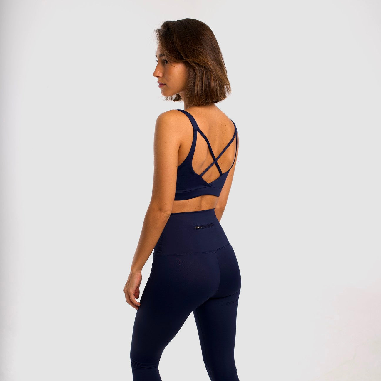 URBANIC Women Navy Blue Gym Leggings Price in India, Full Specifications &  Offers | DTashion.com